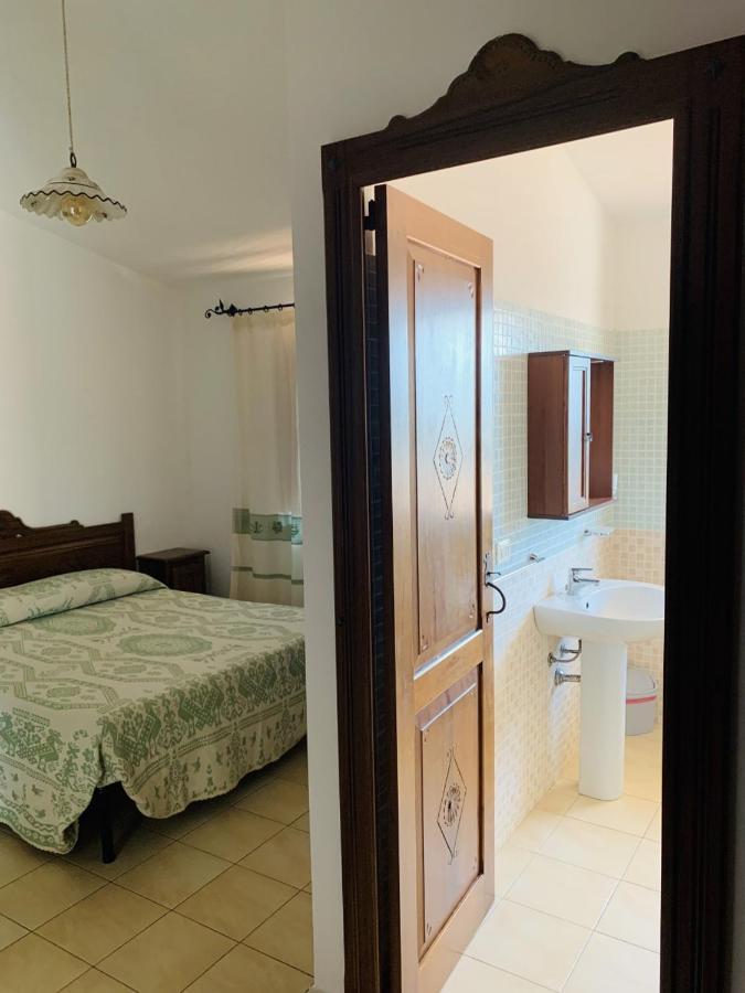 הוילה Samugheo Agriturismo Da Lino Agripizza מראה חיצוני תמונה