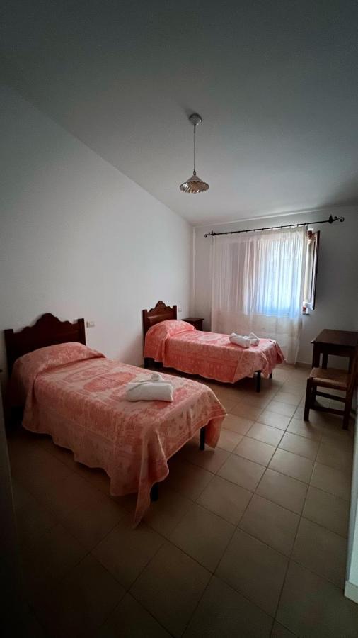 הוילה Samugheo Agriturismo Da Lino Agripizza מראה חיצוני תמונה